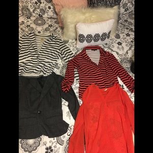 ❌SOLD❌ 3 Blazers 1 blouse 👚